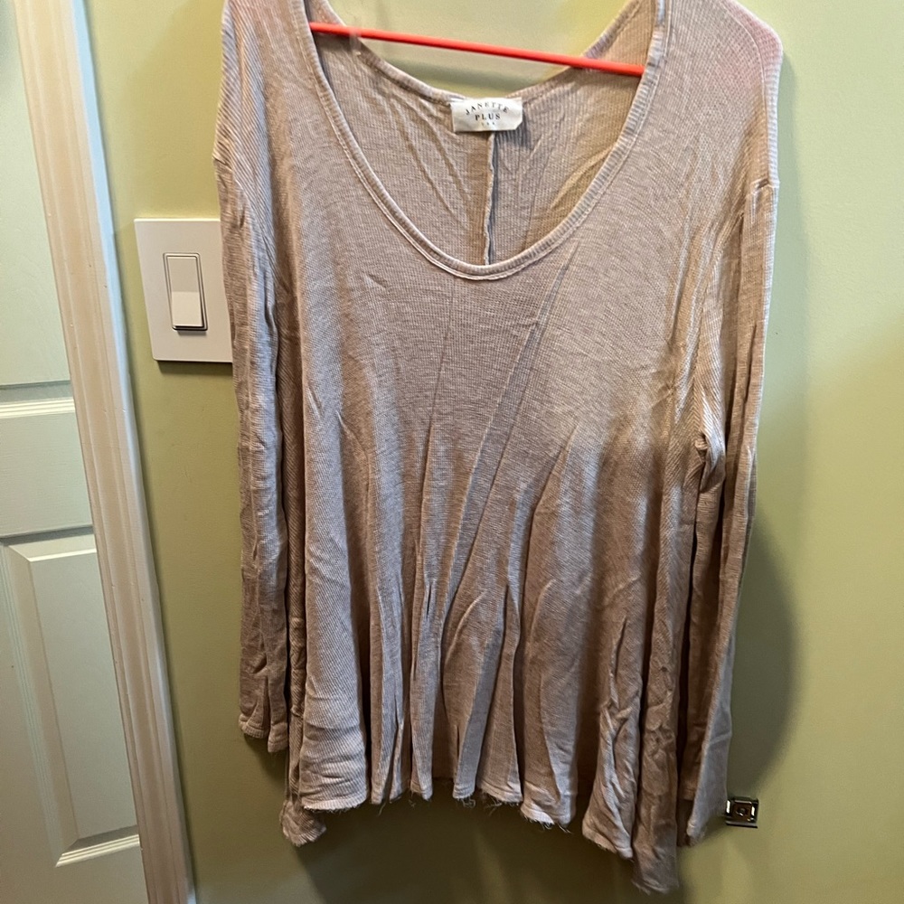 Long sleeve sweater tee